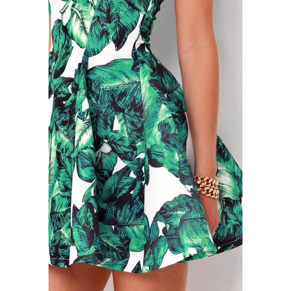 “Leaf It To Chance” Tropical PalmLeaf Skater Dress - Picture 6 of 12